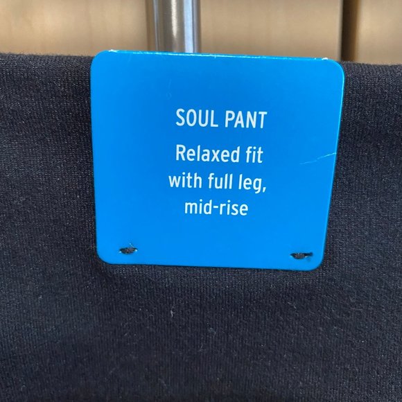 ZELLA "SOUL PANTS"! NWT! Size 2. Comfy and classy! Perfect for every day! - Picture 3 of 4
